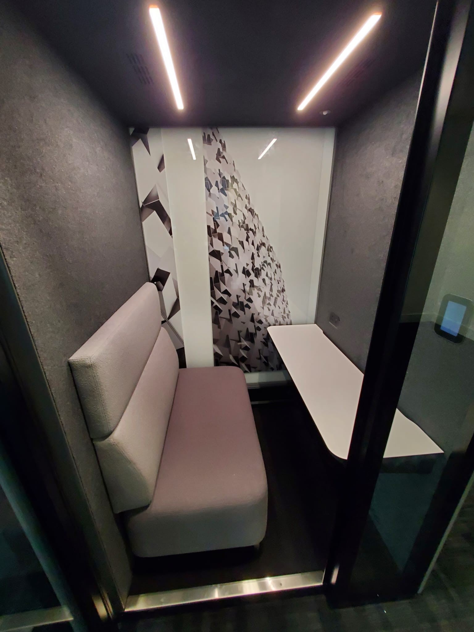 KONNEKT Work Booth